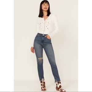 LOLA WOMEN'S KATE MEDIUM WASH HIGH-RISE STRAIGHT JEANS